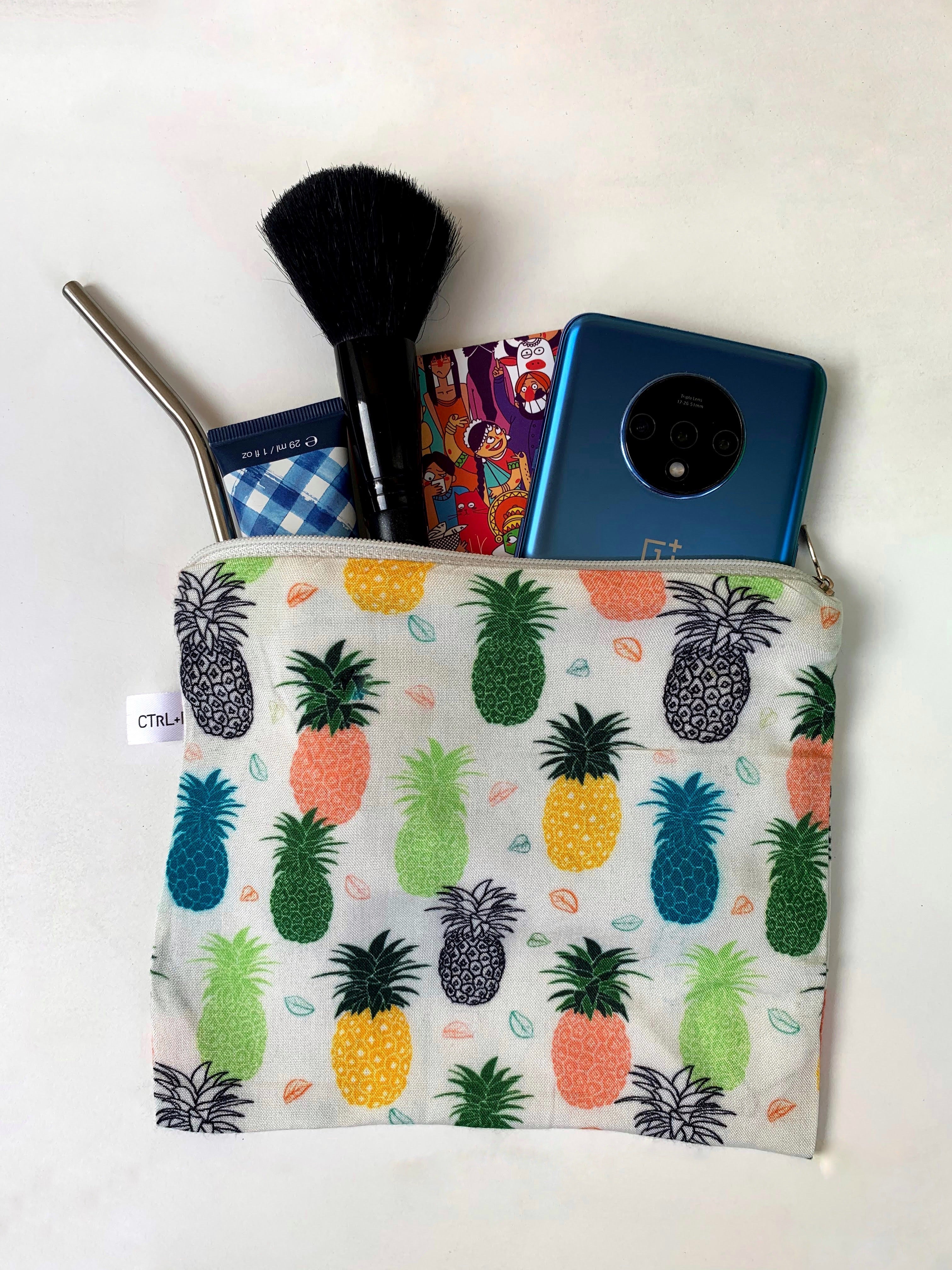 Pineapple cloth pouch
